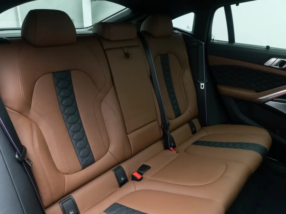 BMW X6 M Competition - foto 28