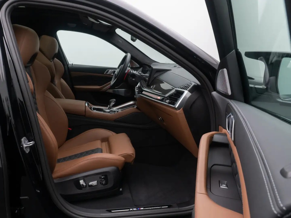 BMW X6 M Competition - foto 15