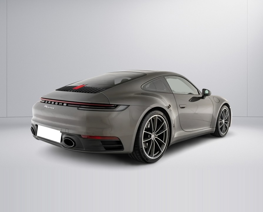 Porsche 911 Carrera (4)