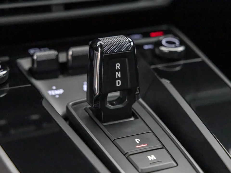 Porsche 911 Carrera - foto 9