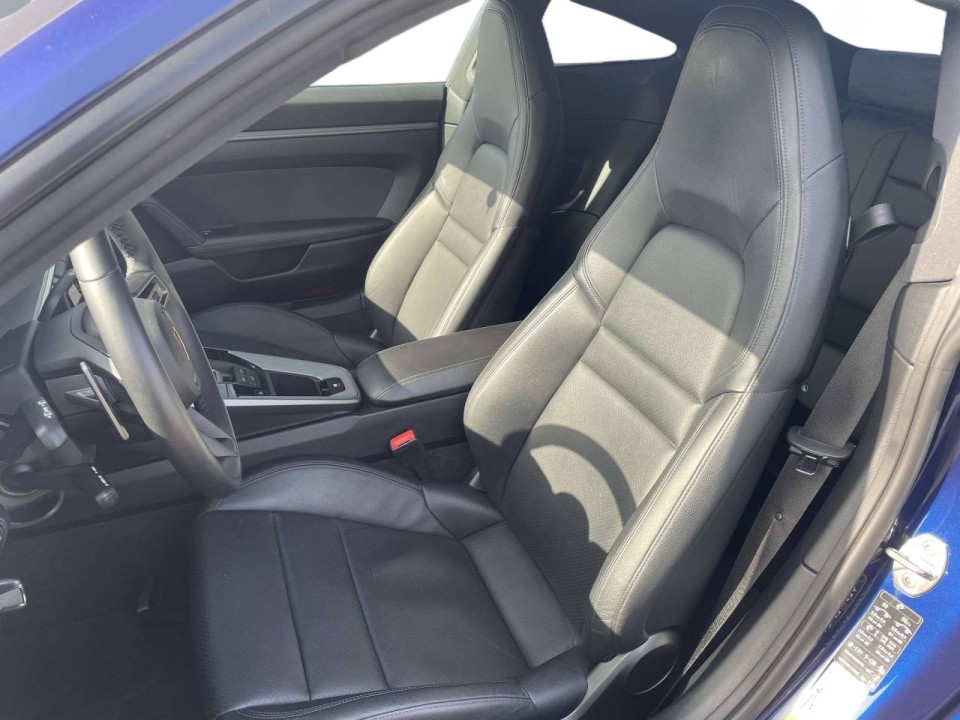 Porsche 911 Carrera - foto 9