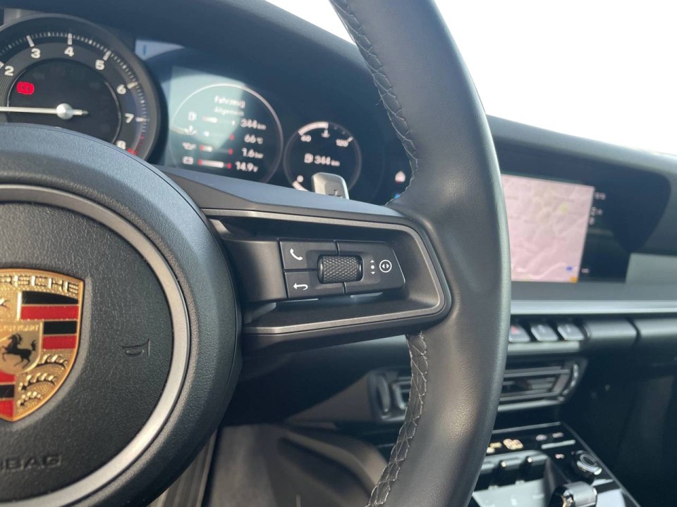 Porsche 911 Carrera - foto 13