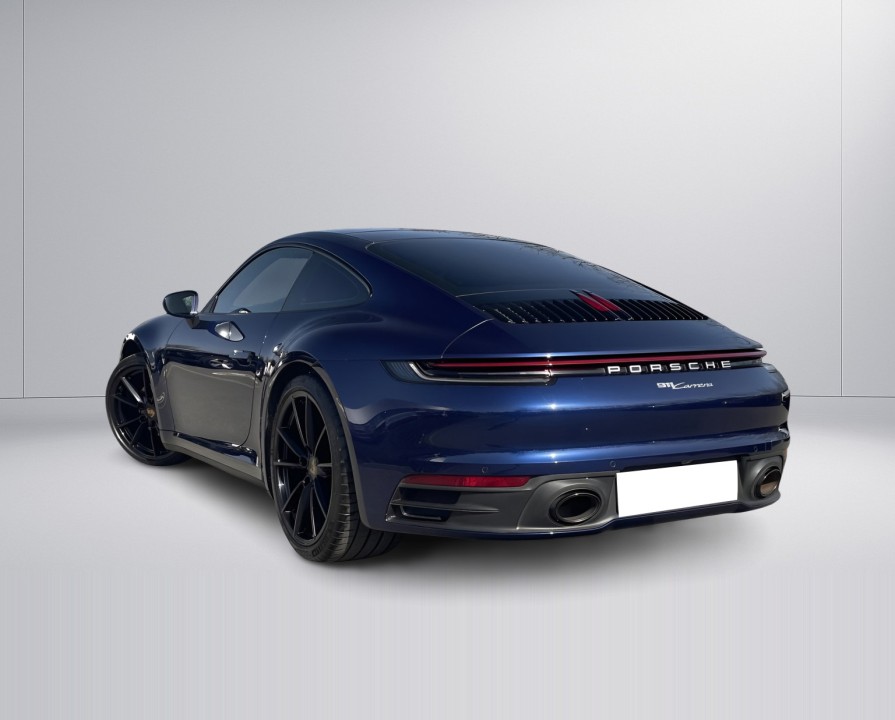 Porsche 911 Carrera (5)