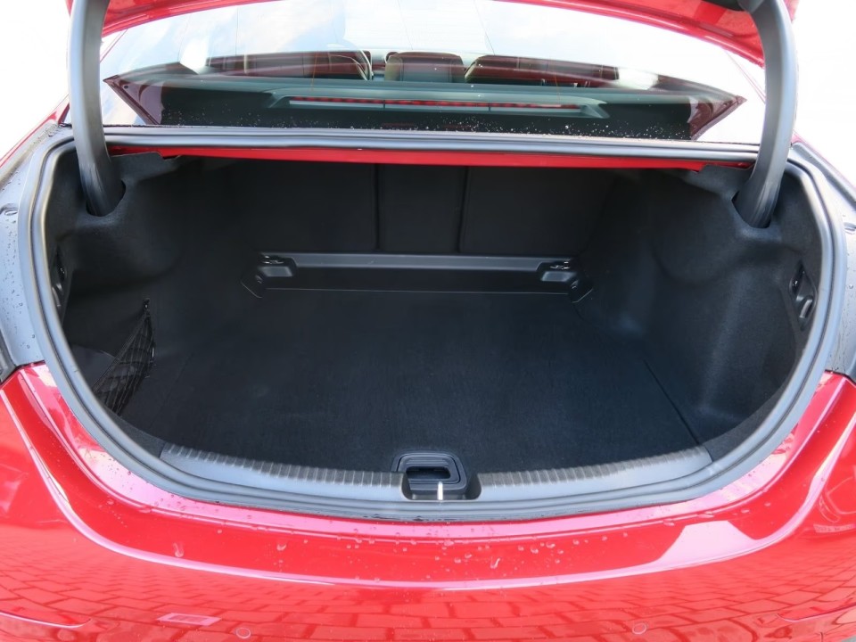 Mercedes-Benz C 200 AMG Line - foto 13