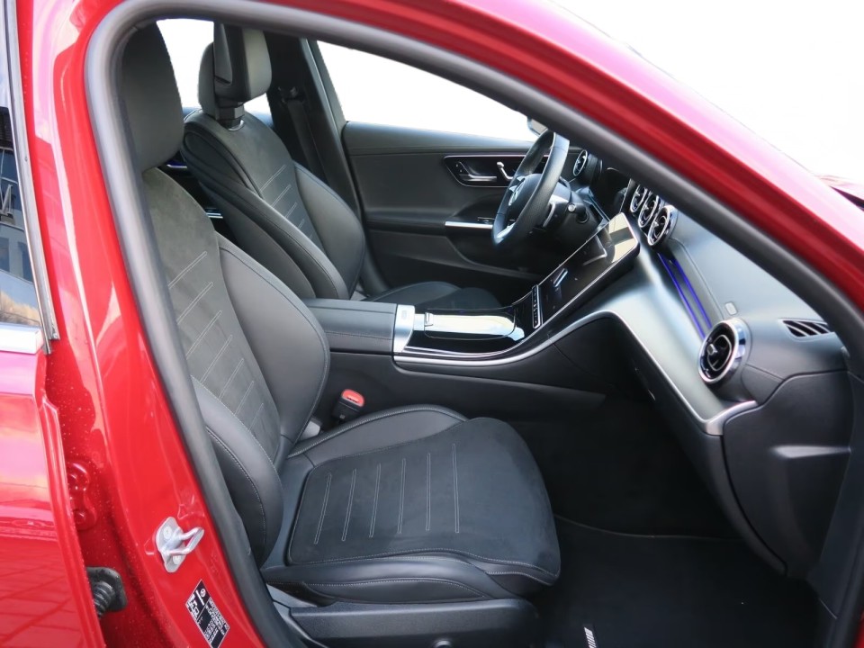 Mercedes-Benz C 200 AMG Line - foto 9