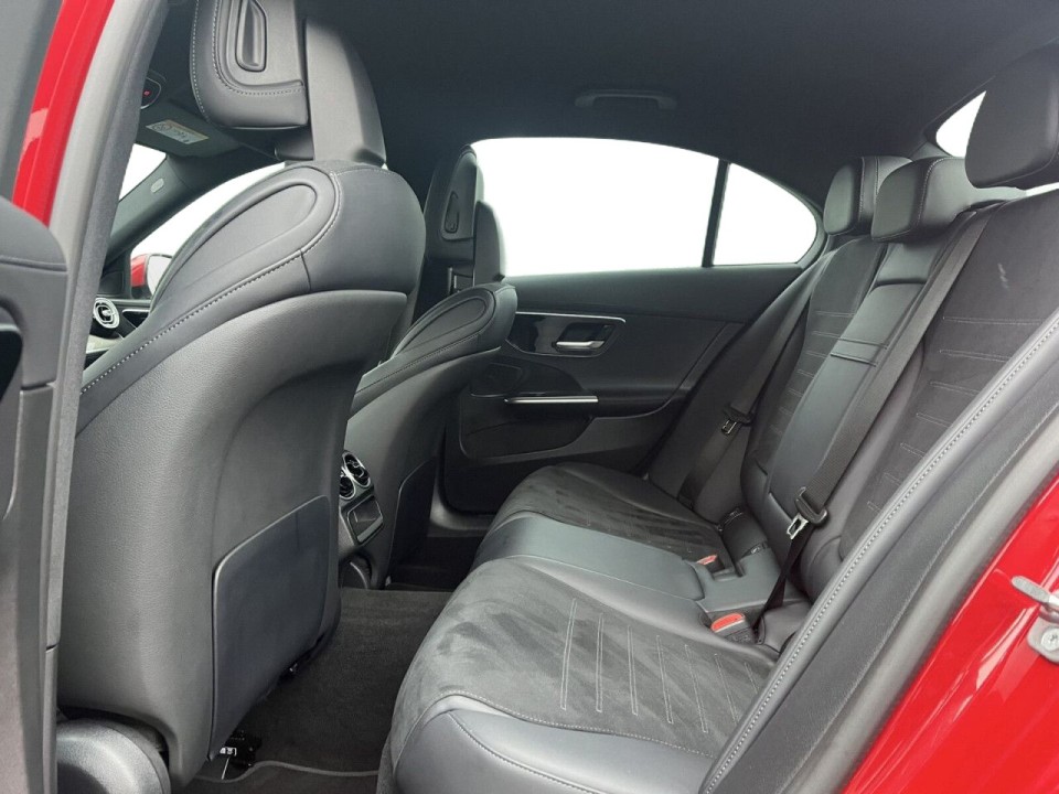 Mercedes-Benz C 300 AMG Line - foto 6