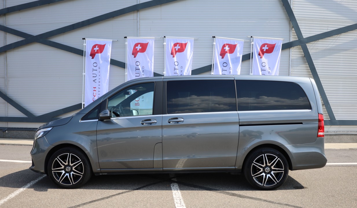Mercedes-Benz V 300d 4MATIC Avantgarde Long (3)