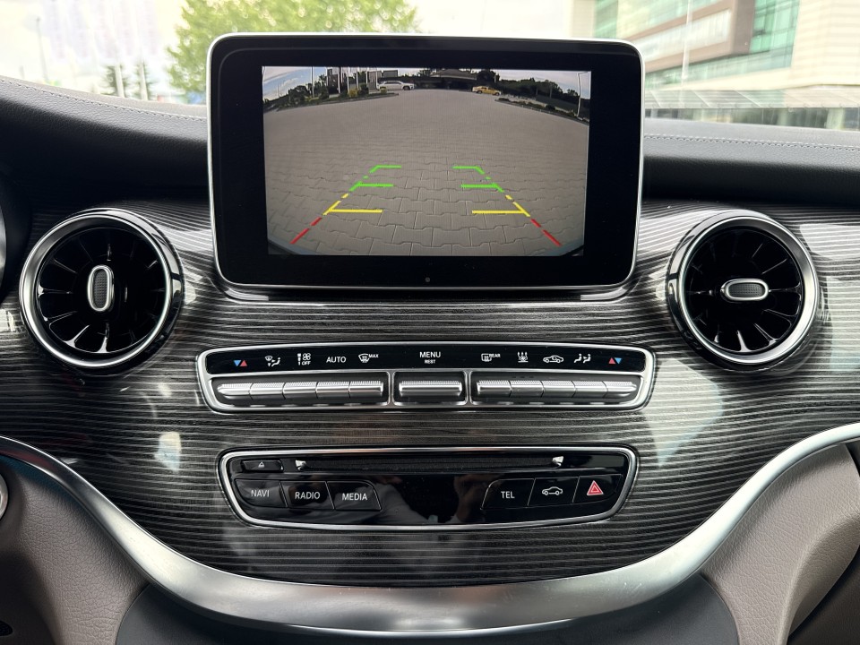 Mercedes-Benz V 300d 4MATIC Avantgarde Long - foto 28