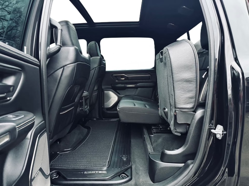 Dodge RAM 1500 Limited - foto 22