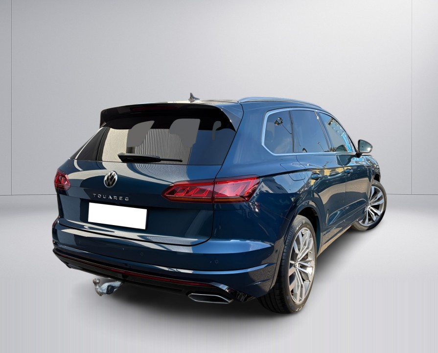 Volkswagen Touareg V6 TDI R-Line (2)