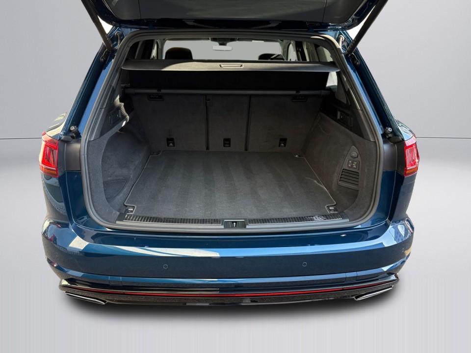 Volkswagen Touareg V6 TDI R-Line - foto 8