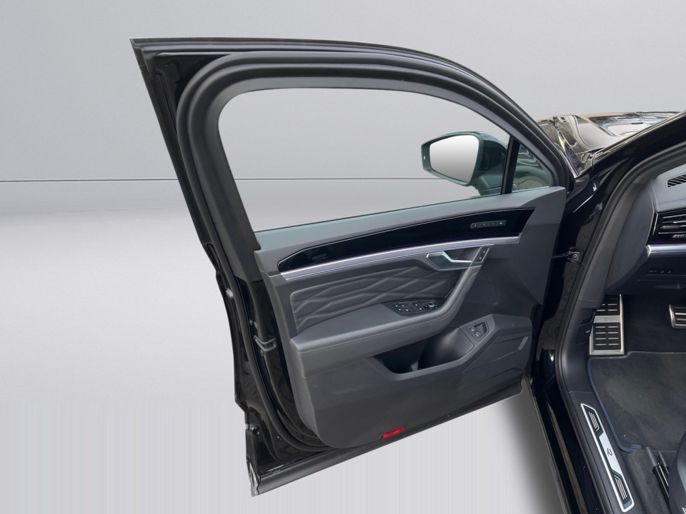 Volkswagen Touareg R eHybrid - foto 10