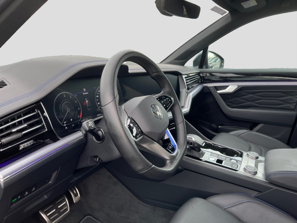 Volkswagen Touareg R eHybrid (5)