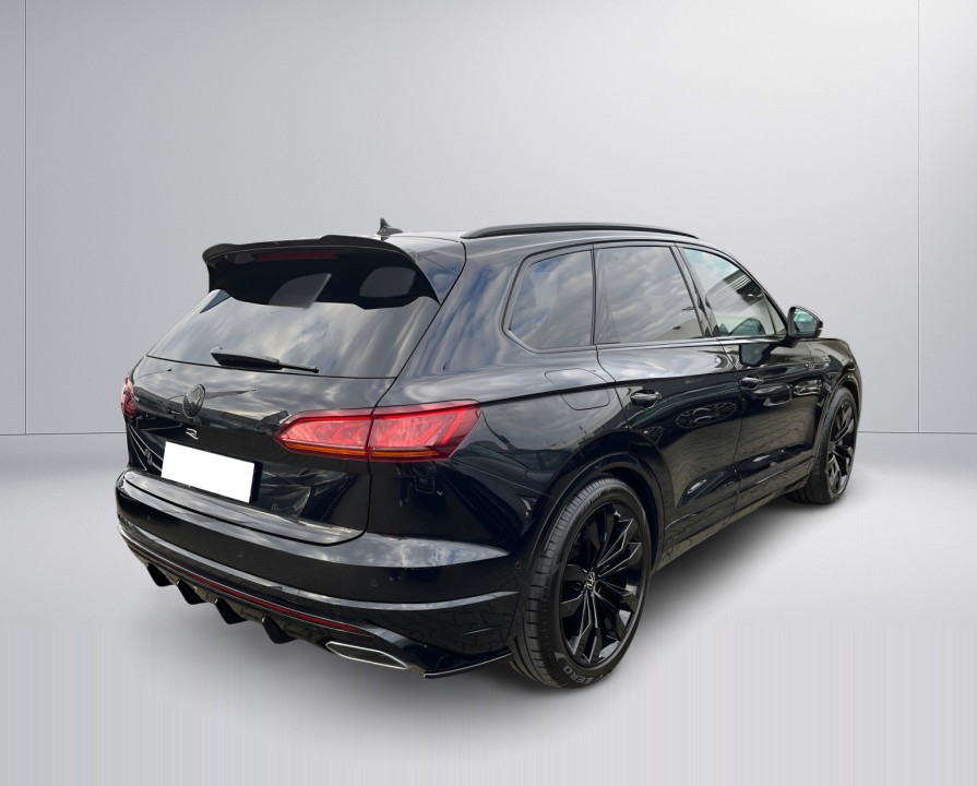 Volkswagen Touareg R eHybrid (2)