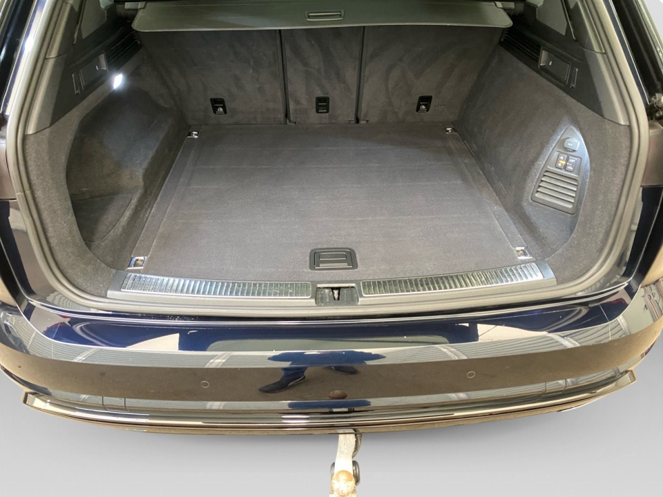 Volkswagen Touareg V6 TDI R-Line - foto 11