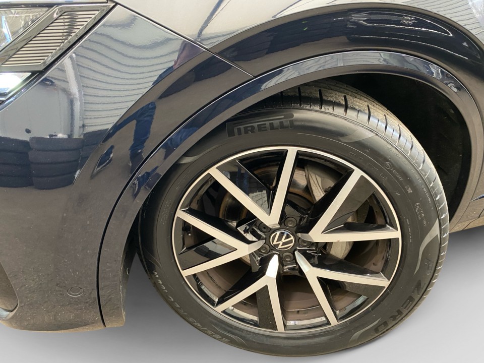 Volkswagen Touareg V6 TDI R-Line - foto 12