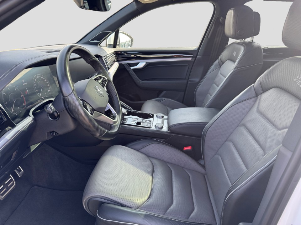 Volkswagen Touareg V6 TDI R-Line (3)