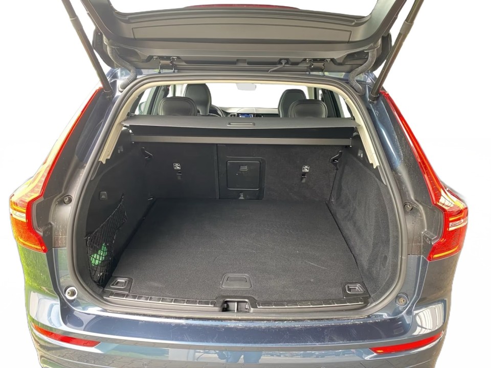 Volvo XC 60 T6 Recharge AWD Inscription Expression - foto 19