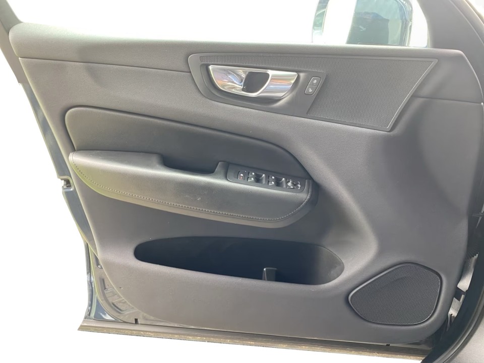 Volvo XC 60 T6 Recharge AWD Inscription Expression - foto 17