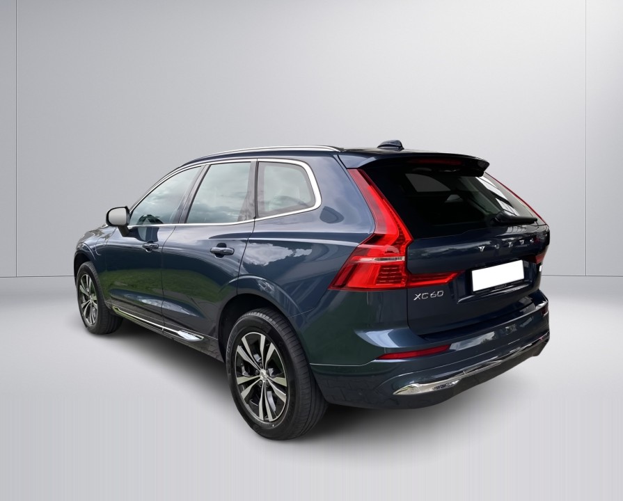 Volvo XC 60 T6 Recharge AWD Inscription Expression (4)