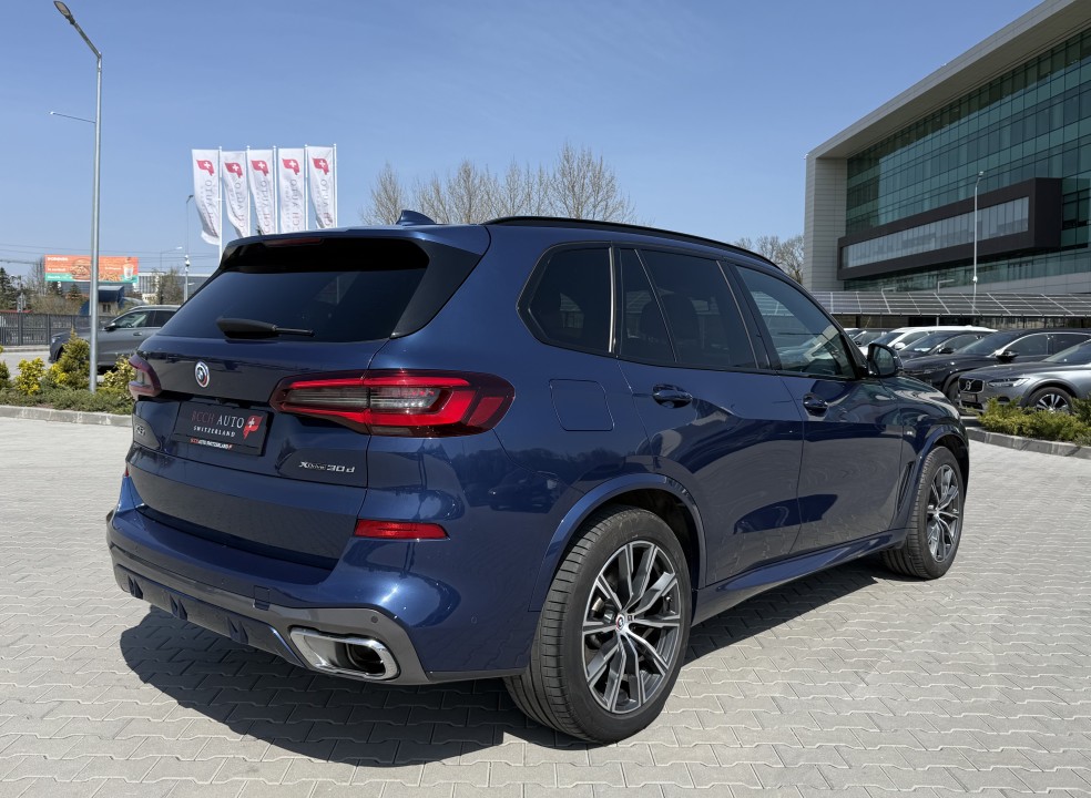 BMW X5 xDrive30d M-Sport (3)