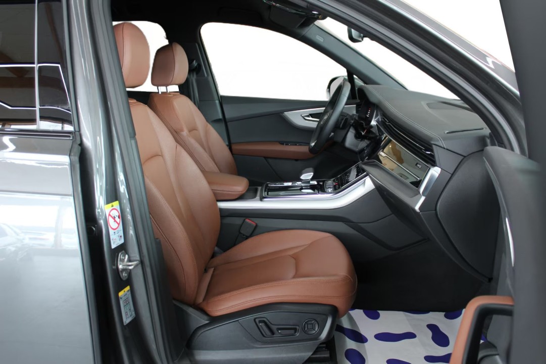 Audi Q7 50TDI quattro - foto 9