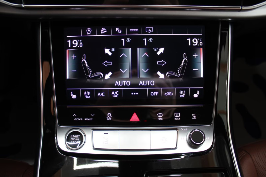 Audi Q7 50TDI quattro - foto 15