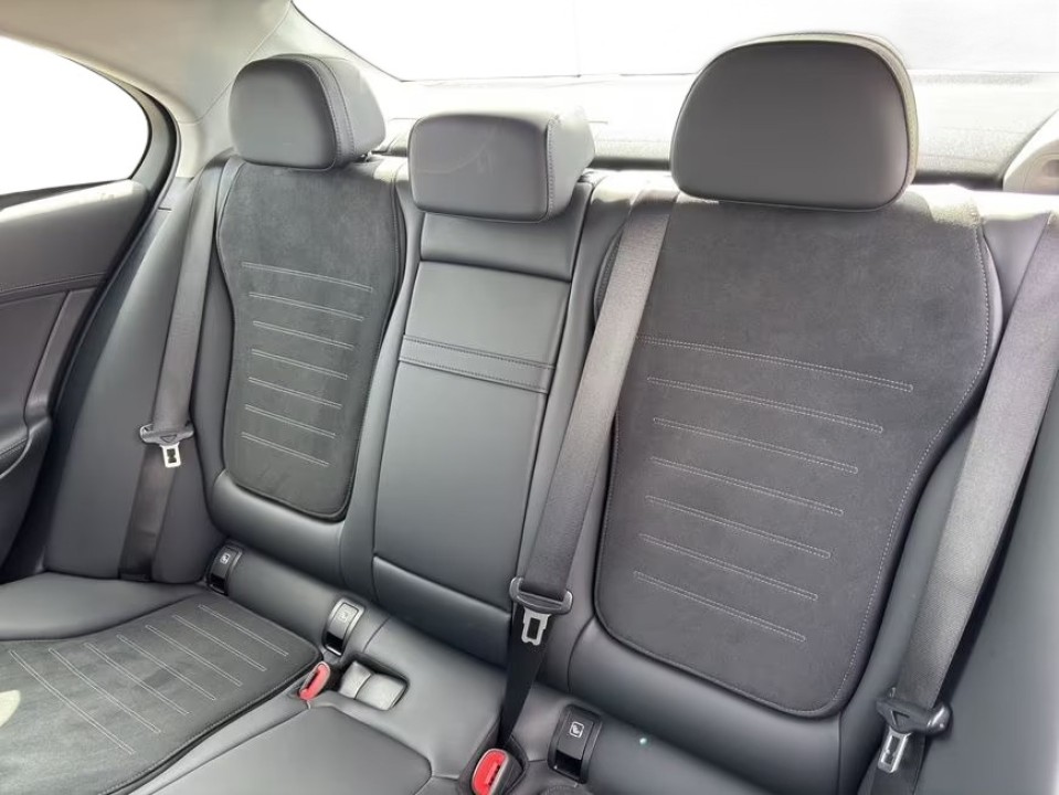 Mercedes-Benz C 200d AMG Line - foto 19