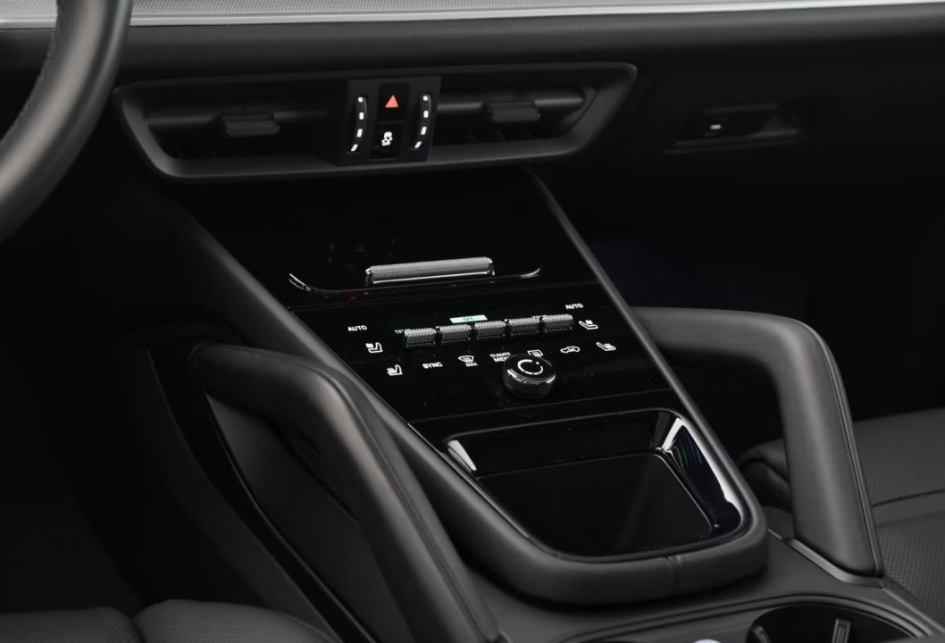 Porsche Cayenne E-Hybrid - foto 12