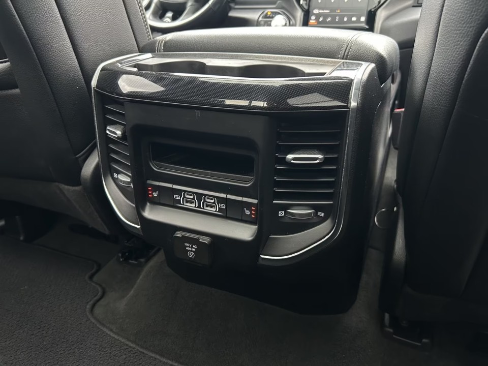 Dodge RAM 1500 Laramie - foto 12