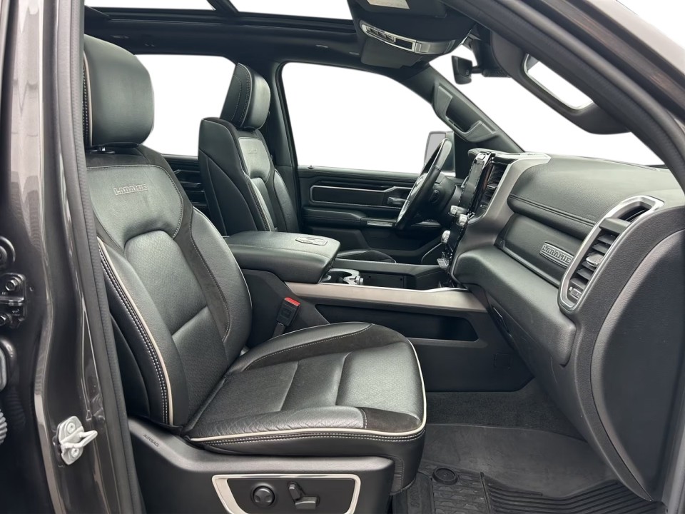 Dodge RAM 1500 Laramie - foto 8