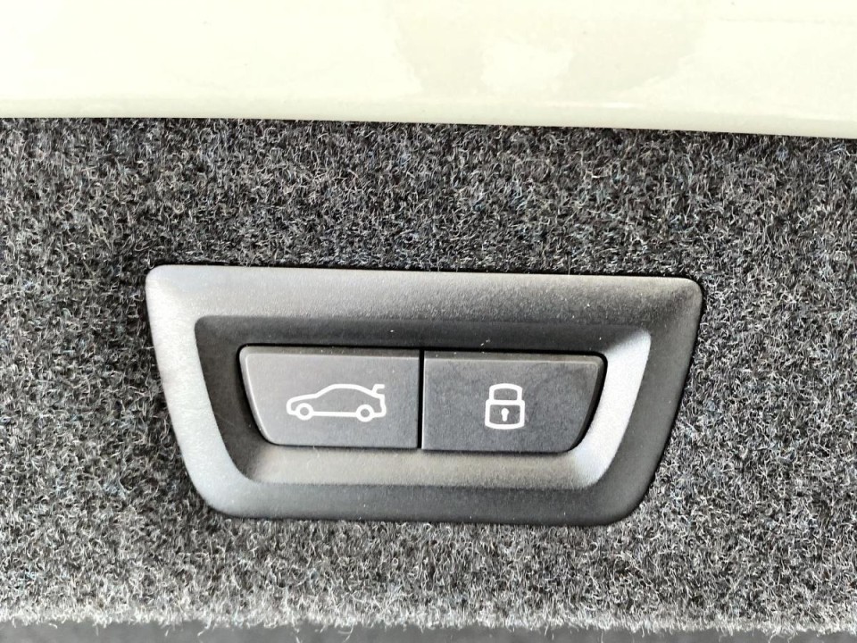 BMW M8 Competition Gran Coupe - foto 16