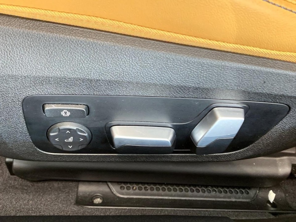 BMW M8 Competition Gran Coupe - foto 14