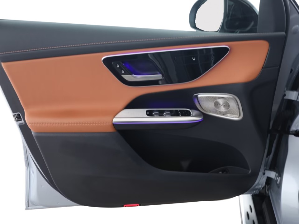 Mercedes-Benz GLC 300de 4MATIC AMG Line - foto 18