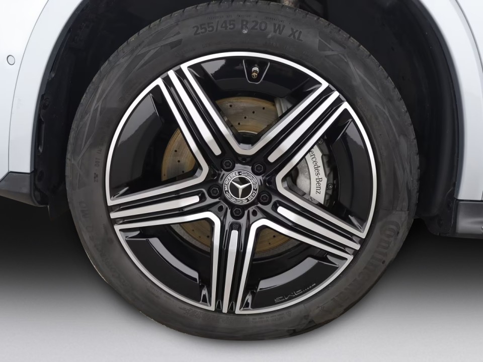 Mercedes-Benz GLC 300de 4MATIC AMG Line - foto 21