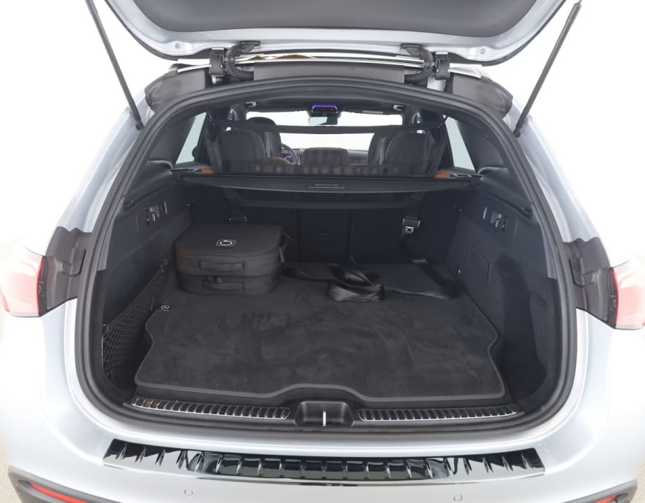 Mercedes-Benz GLC 300de 4MATIC AMG Line - foto 20