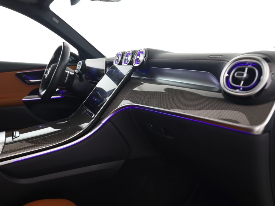 Mercedes-Benz GLC 300de 4MATIC AMG Line - foto 13