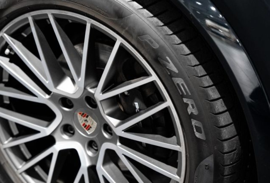 Porsche Cayenne Platinum Edition - foto 20