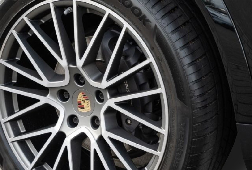 Porsche Cayenne Platinum Edition - foto 19