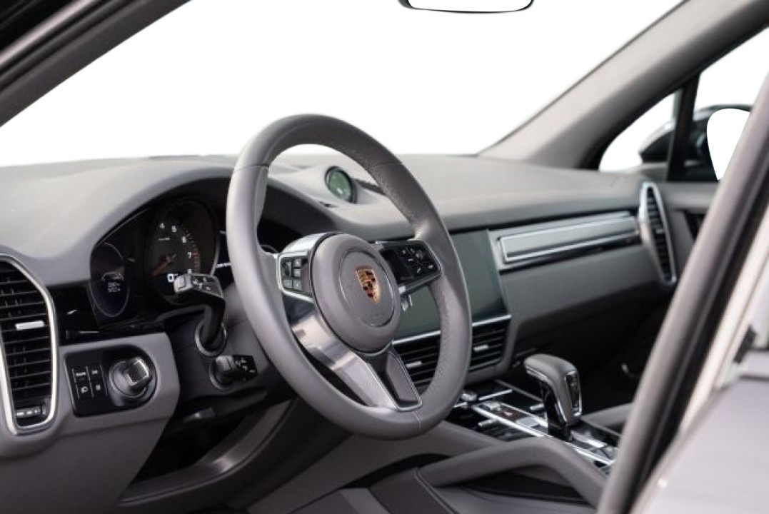 Porsche Cayenne Platinum Edition - foto 9