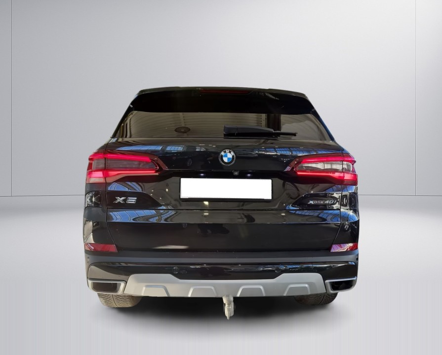 BMW X5 xDrive40i xLine (3)