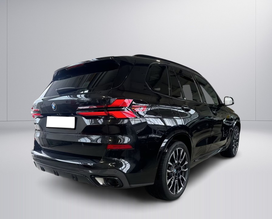 BMW X5 xDrive40d M-Sport (2)