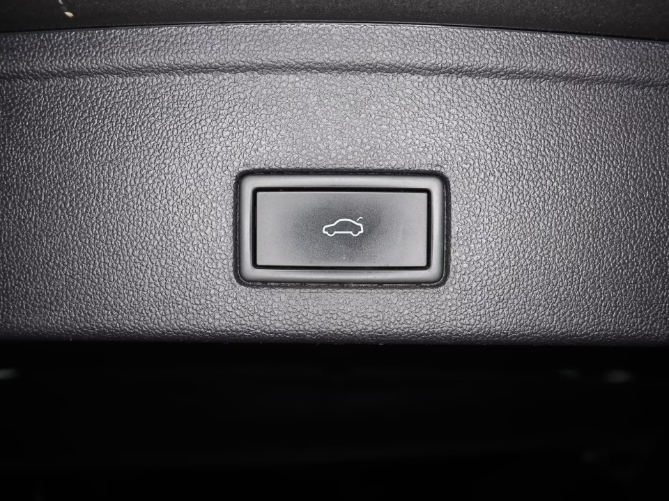 Volkswagen Touareg V6 TDI - foto 31