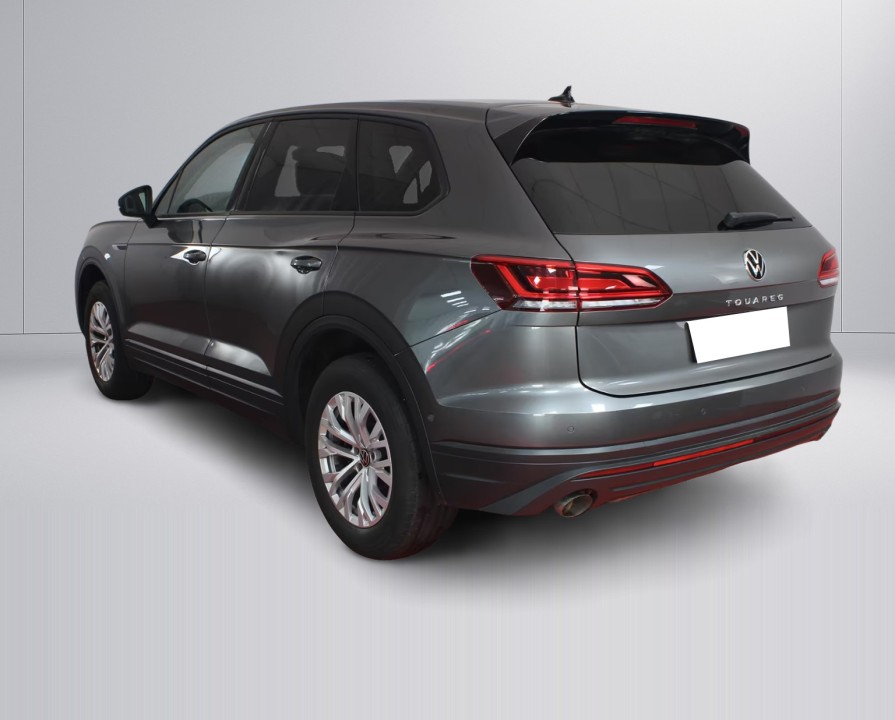 Volkswagen Touareg V6 TDI - foto 17