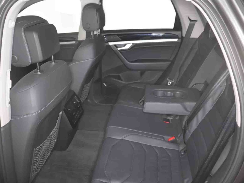 Volkswagen Touareg V6 TDI - foto 26