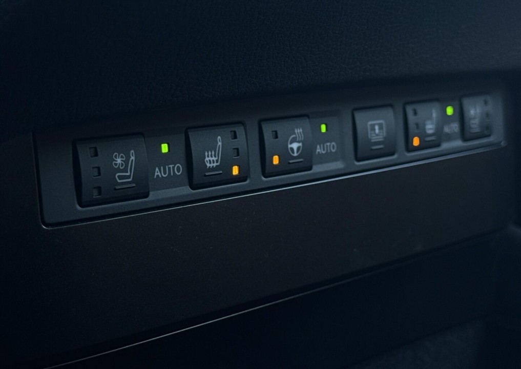 Lexus Seria ES 300h Omotenashi - foto 20