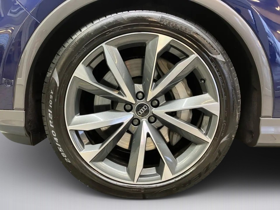 Audi Q7 55 TFSIe quattro - foto 12