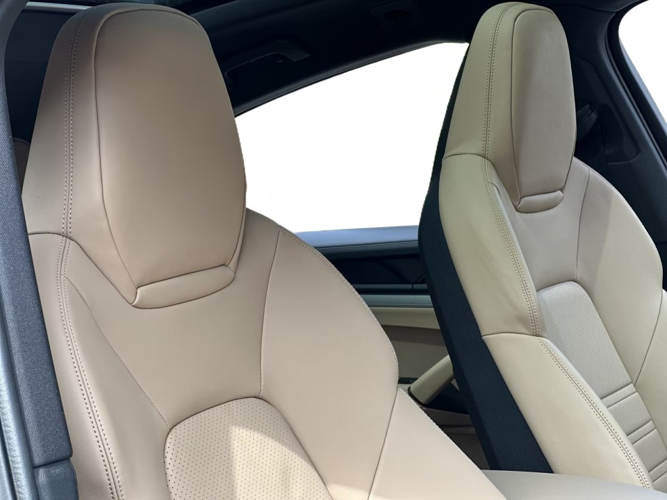 Porsche Cayenne Coupe - foto 17