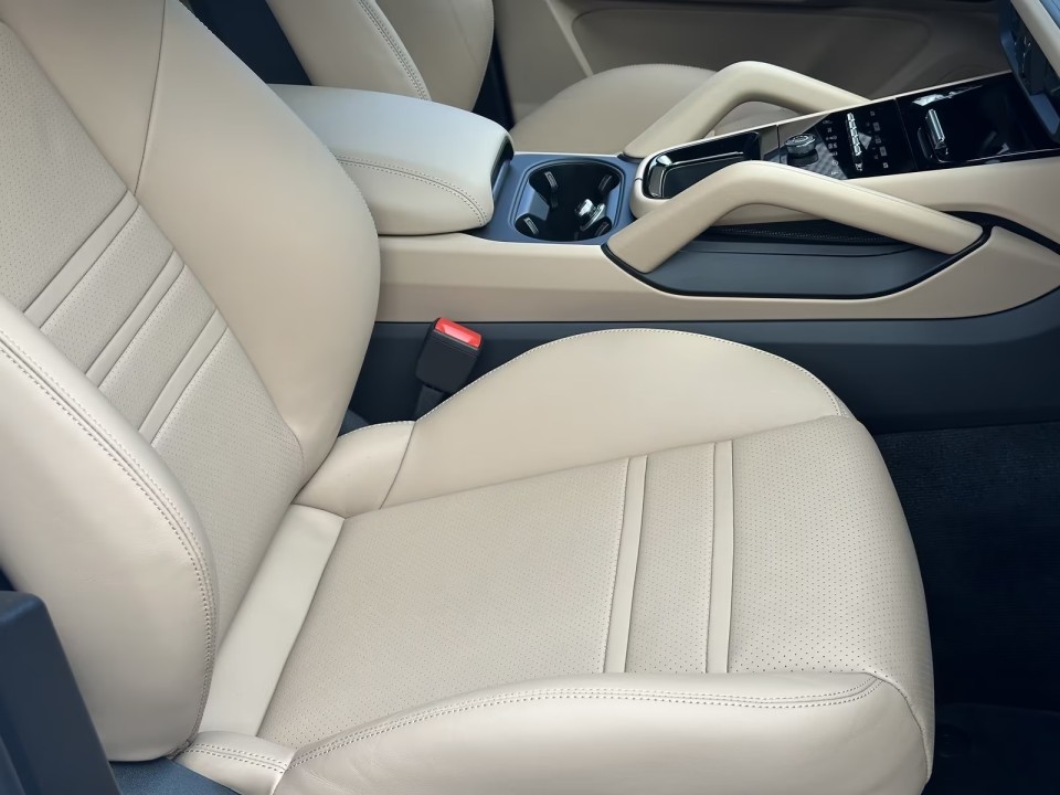 Porsche Cayenne Coupe - foto 15