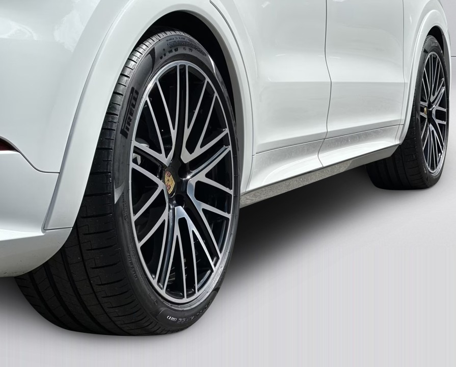 Porsche Cayenne Coupe - foto 26